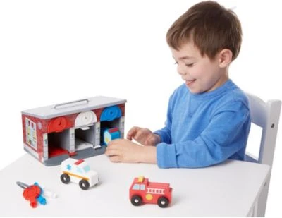 Melissa & Doug Rettungsdienstgarage Aus Holz 4 Melissa & Doug Rettungsdienstgarage Aus Holz – Bild 2