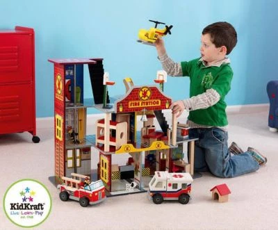 KidKraft Deluxe Fire Station Set 4 KidKraft Deluxe Fire Station Set – Bild 2
