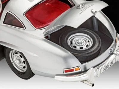 Mercedes Benz 300 SL, Revell Modellbausatz Im Maßstab 1:12, 214 Teile, 37,9 Cm 8 Mercedes Benz 300 SL, Revell Modellbausatz Im Maßstab 1:12, 214 Teile, 37,9 Cm – Bild 6