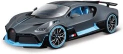 Bburago Modellauto Bugatti DIVO (grau, Maßstab 1:18)