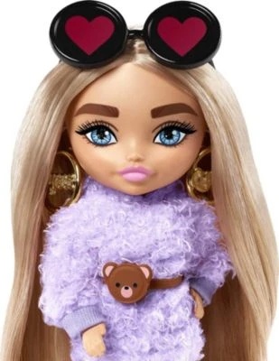 Barbie Extra Mini Puppe (Blonde Pigtails Purple Hoodie) 6 Barbie Extra Mini Puppe (Blonde Pigtails Purple Hoodie) – Bild 4