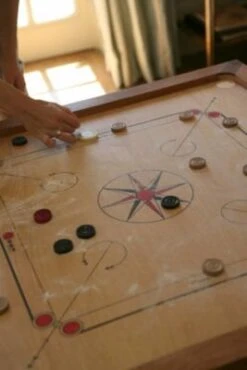 UBERGAMES Karromspiel Karromspiel - Junior - 68x68cm Komplett 7 UBERGAMES Karromspiel Karromspiel - Junior - 68x68cm Komplett -Spielzeug Rabatte Geschäft 22548079 03