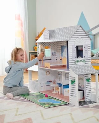 MyToys ORIGINALS Puppenhaus Mit Pool Und Pferdestall 3 MyToys ORIGINALS Puppenhaus Mit Pool Und Pferdestall