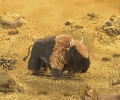 Folkmanis Handpuppe Kleiner Bison / Small Bison 5 Folkmanis Handpuppe Kleiner Bison / Small Bison – Bild 3